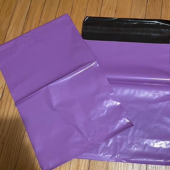 Purple plastic mailers (pack of 15) - Picture 2 of 5
